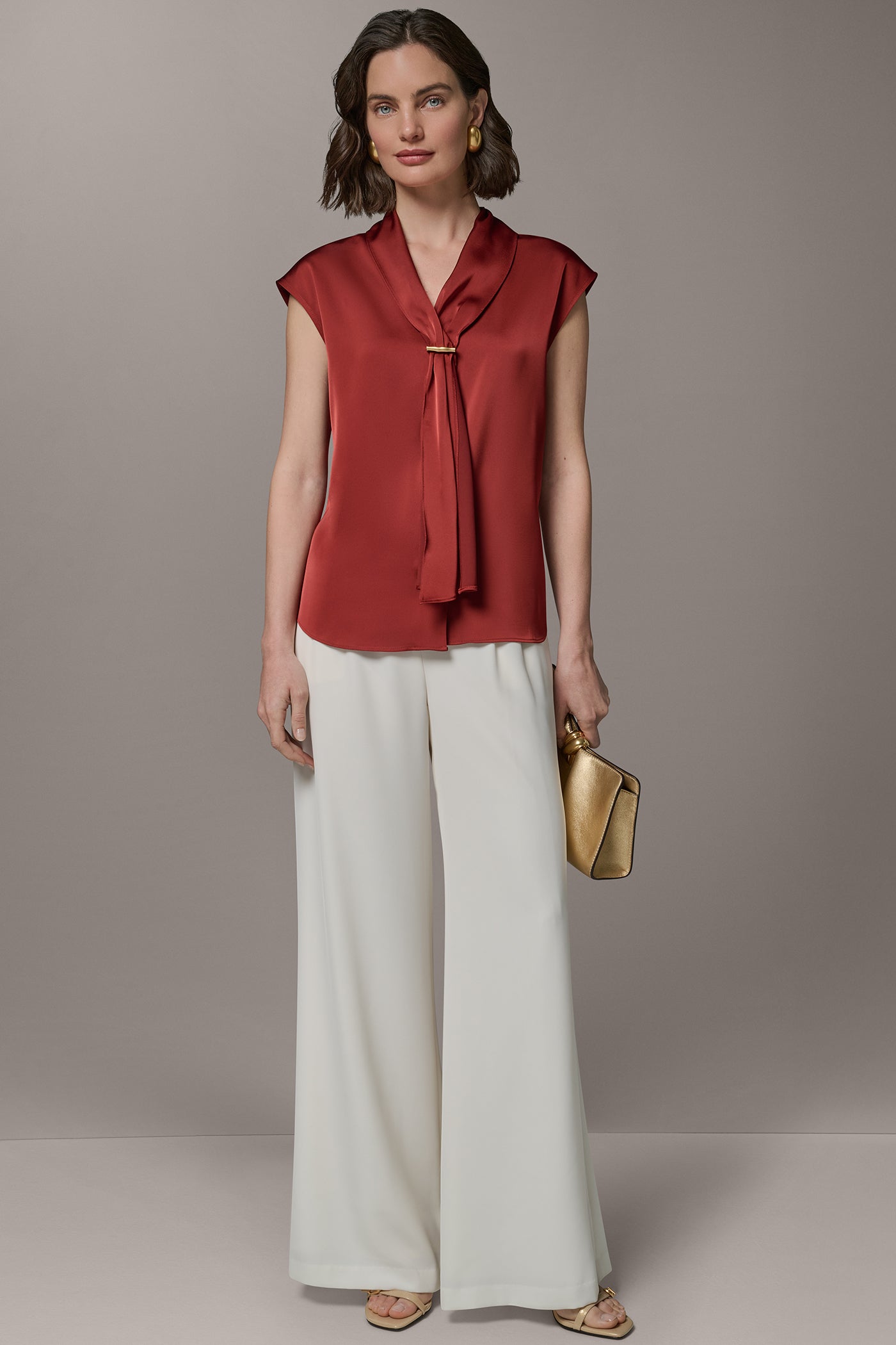 SLEEVELESS TIE BLOUSE
