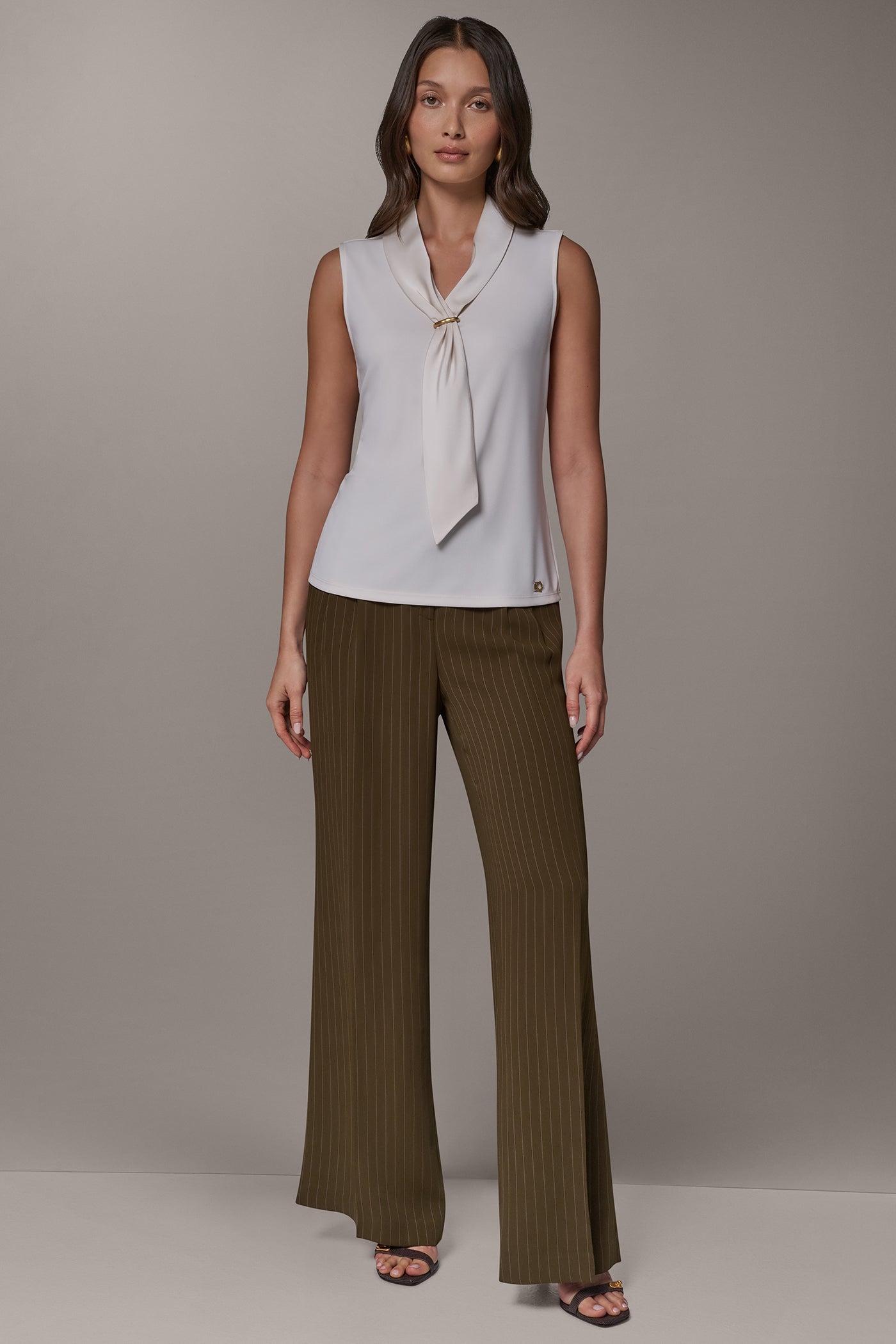 SLEEVELESS SCARF NECK BLOUSE